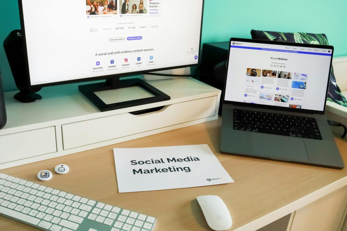 How Small Businesses Can Use Social Media Marketing to Attract Ideal Clients